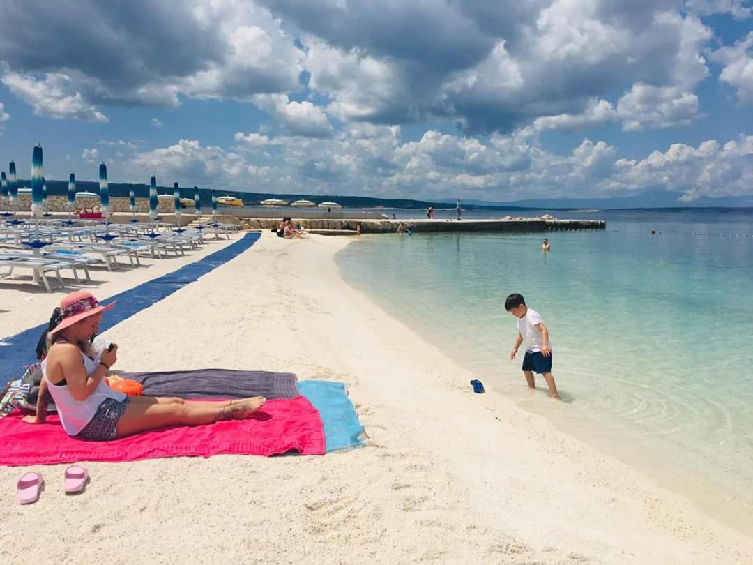 Roko Apartments سيلتسي الغرفة الصورة