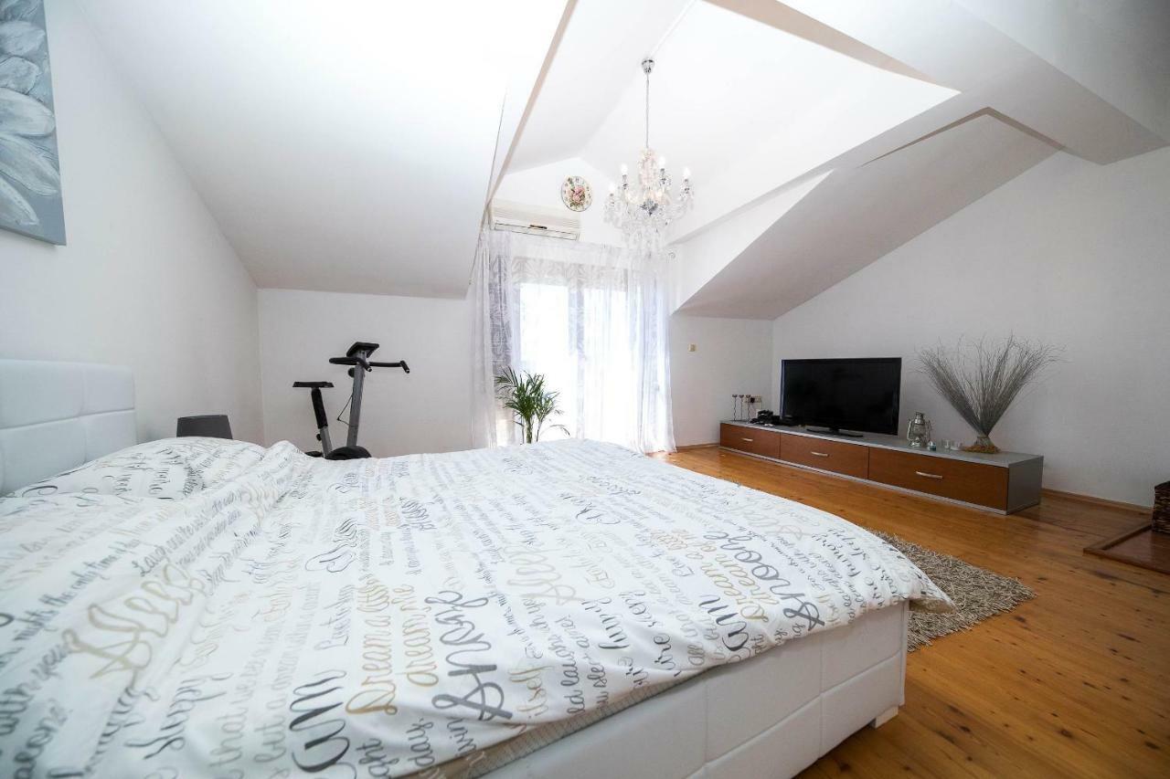 Roko Apartments سيلتسي المظهر الخارجي الصورة